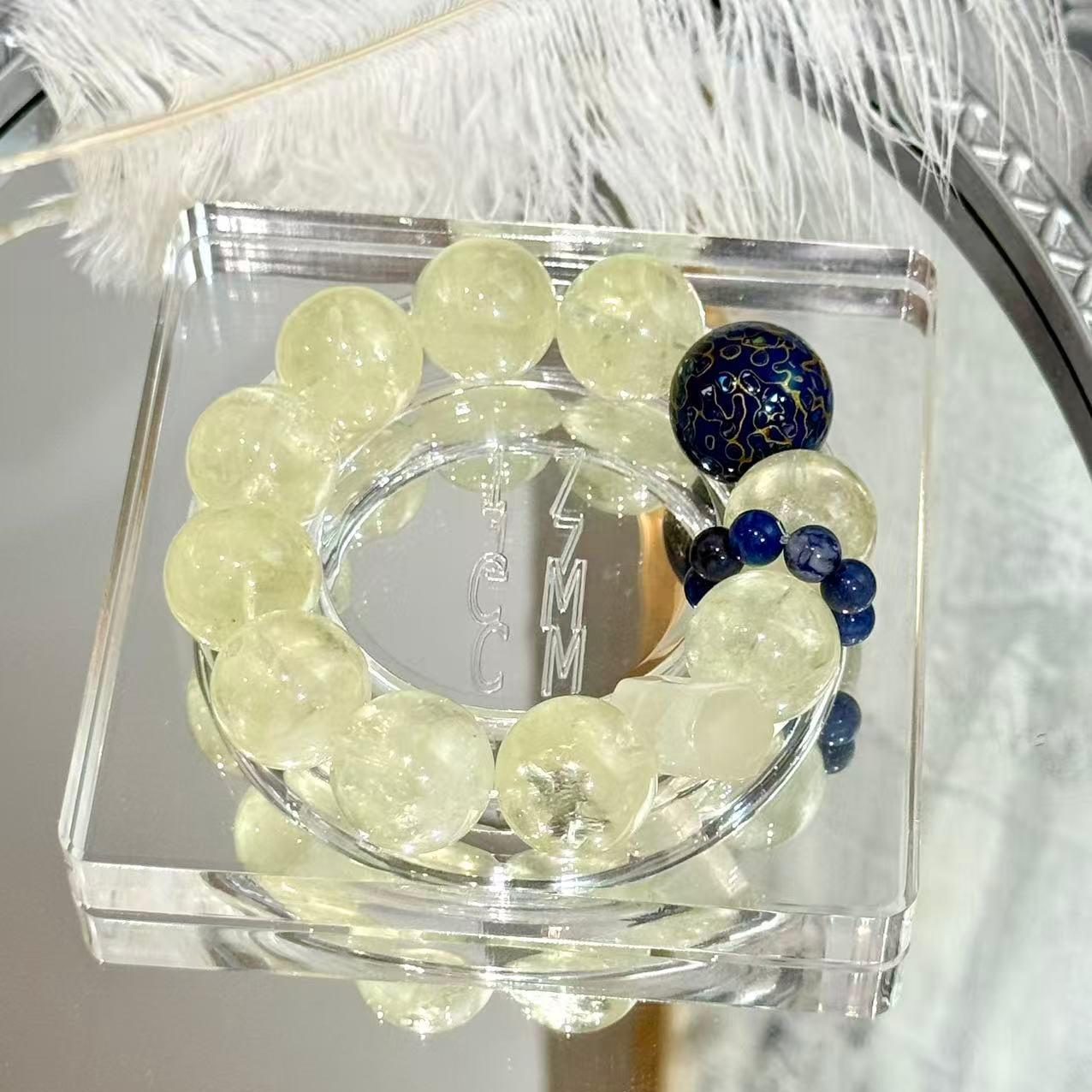 Citrine with blue lacquer bead bracelet