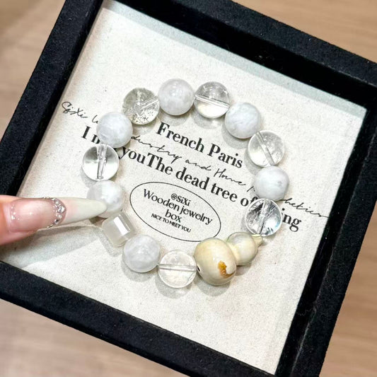 Clear quartz with lacquer Hulu