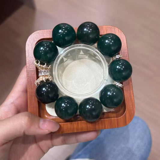 Green straw berry quartz