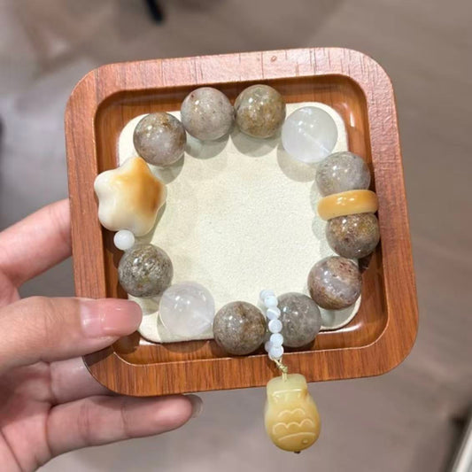 Full garden quartz with ivory nut star