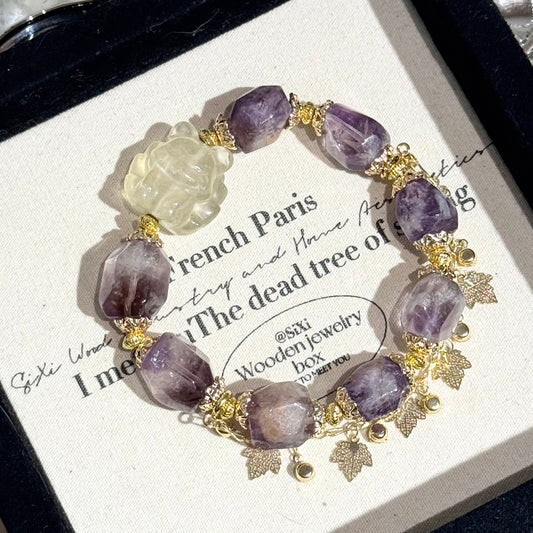 Facetted with citrine nine tail fox